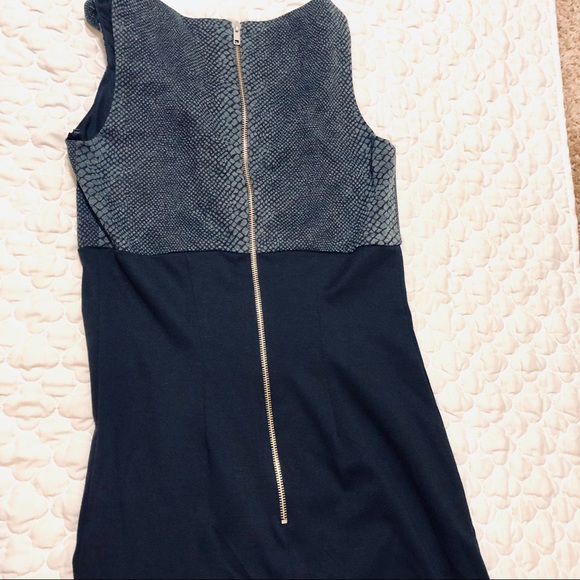 Alyn Paige greyish black dress - Picture 5 of 5